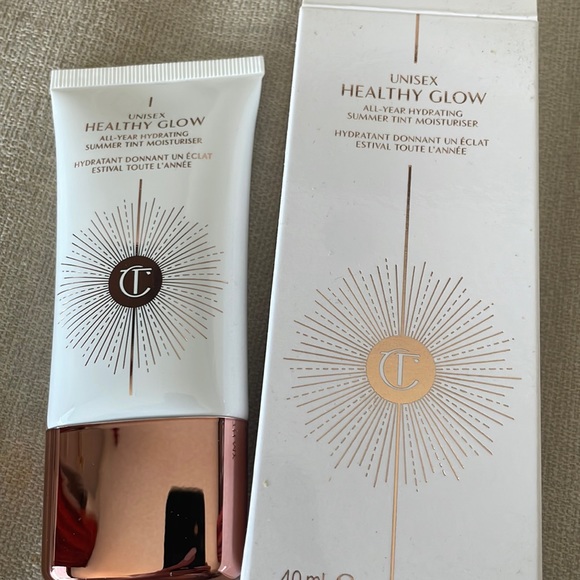 Tint moisturiser - Picture 1 of 2